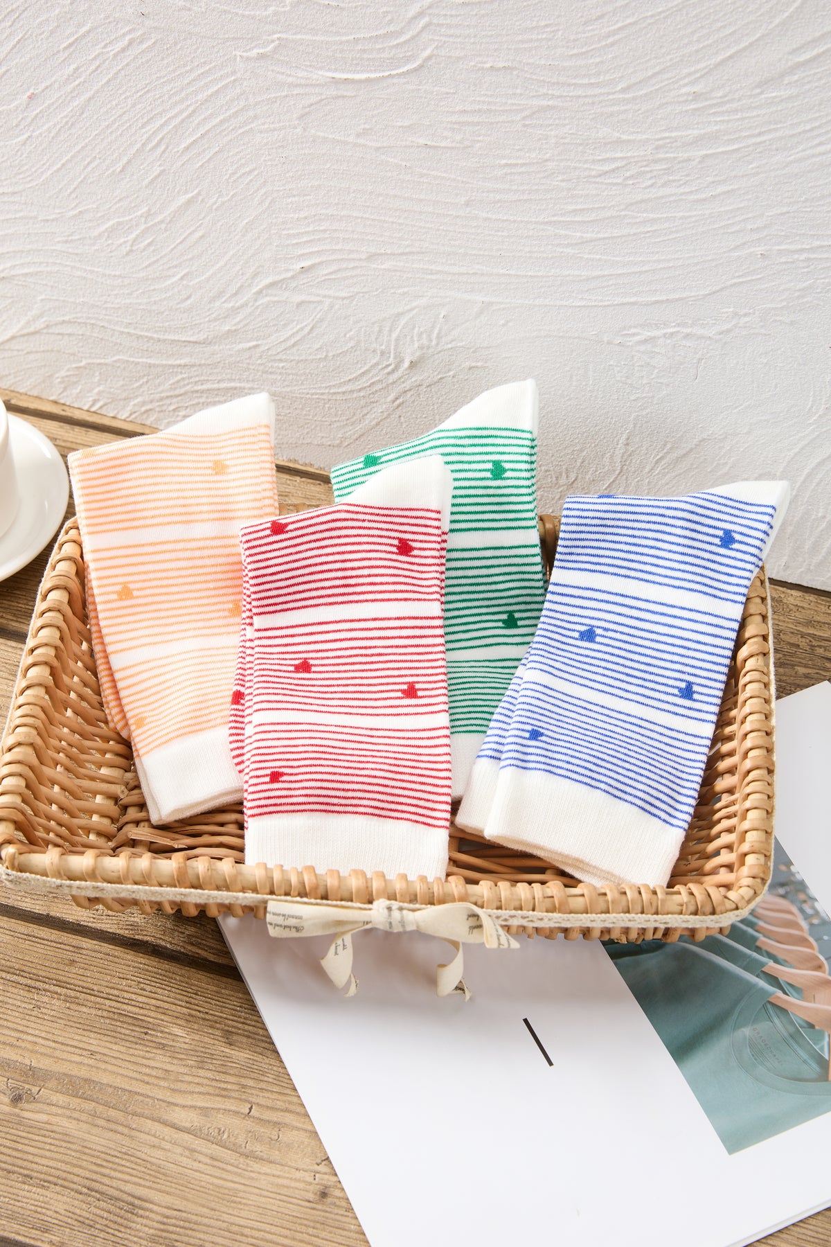 Women's Candy Stripe Heart Socks