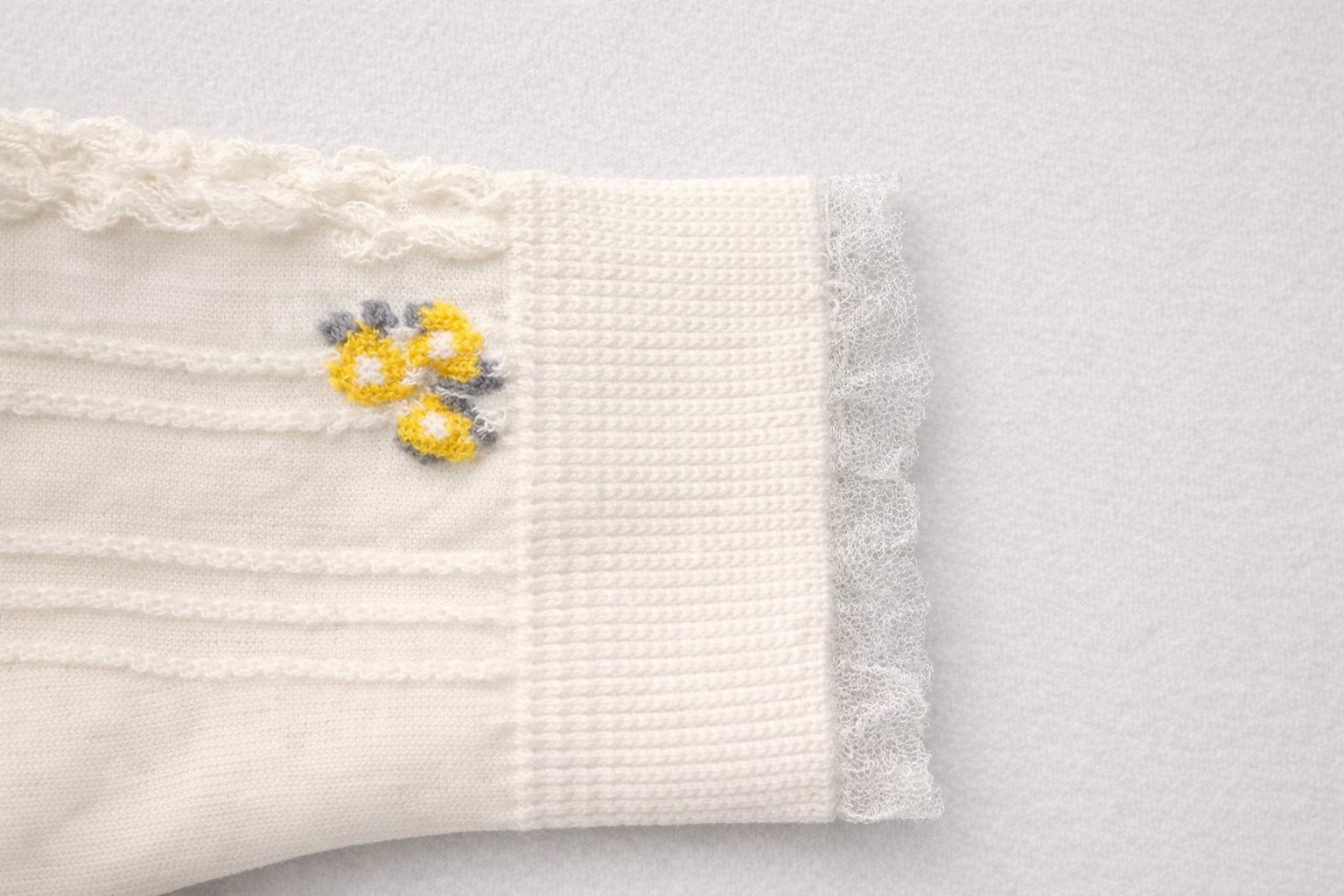 Women's Daisy Garden Collection