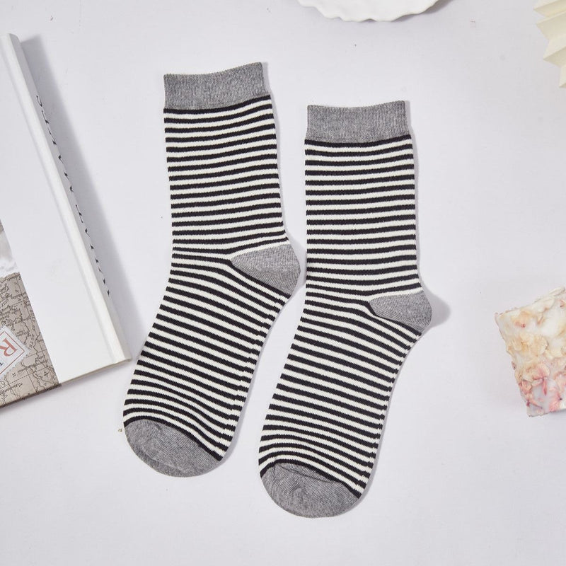 Women's Coastal Breeze Striped Socks - LOOUZ