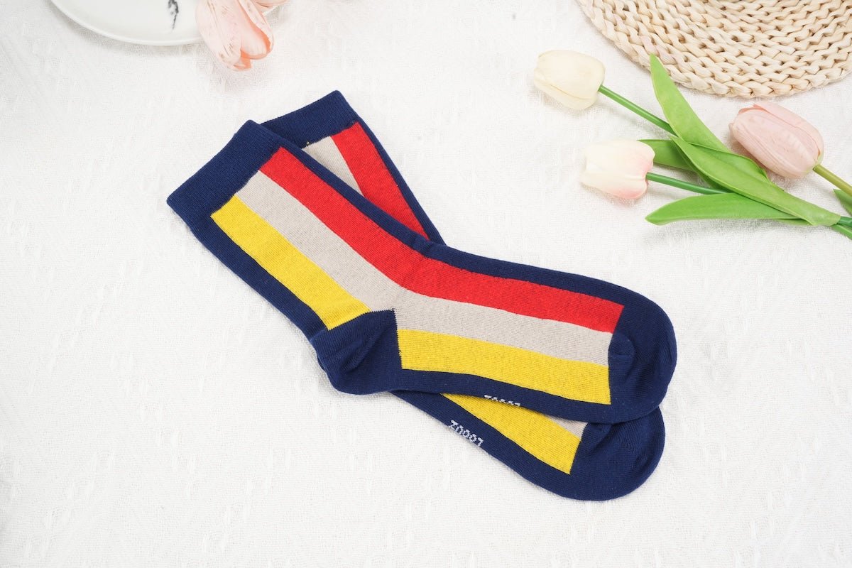 Women's Retro Stripe Socks - LOOUZ