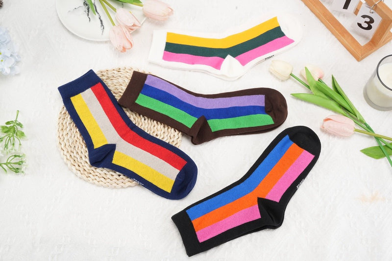 Women's Retro Stripe Socks - LOOUZ