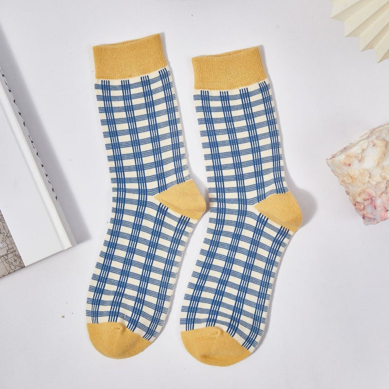 Women's Rustic Checkered Charm Socks - LOOUZ