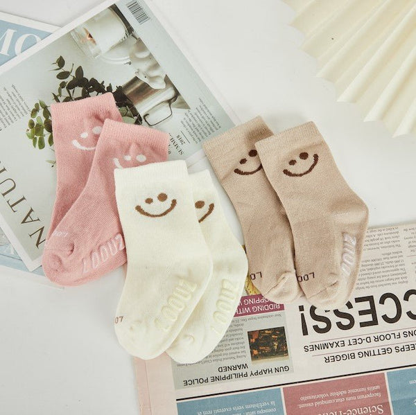 Unisex Simple Smiley Sock - LOOUZ
