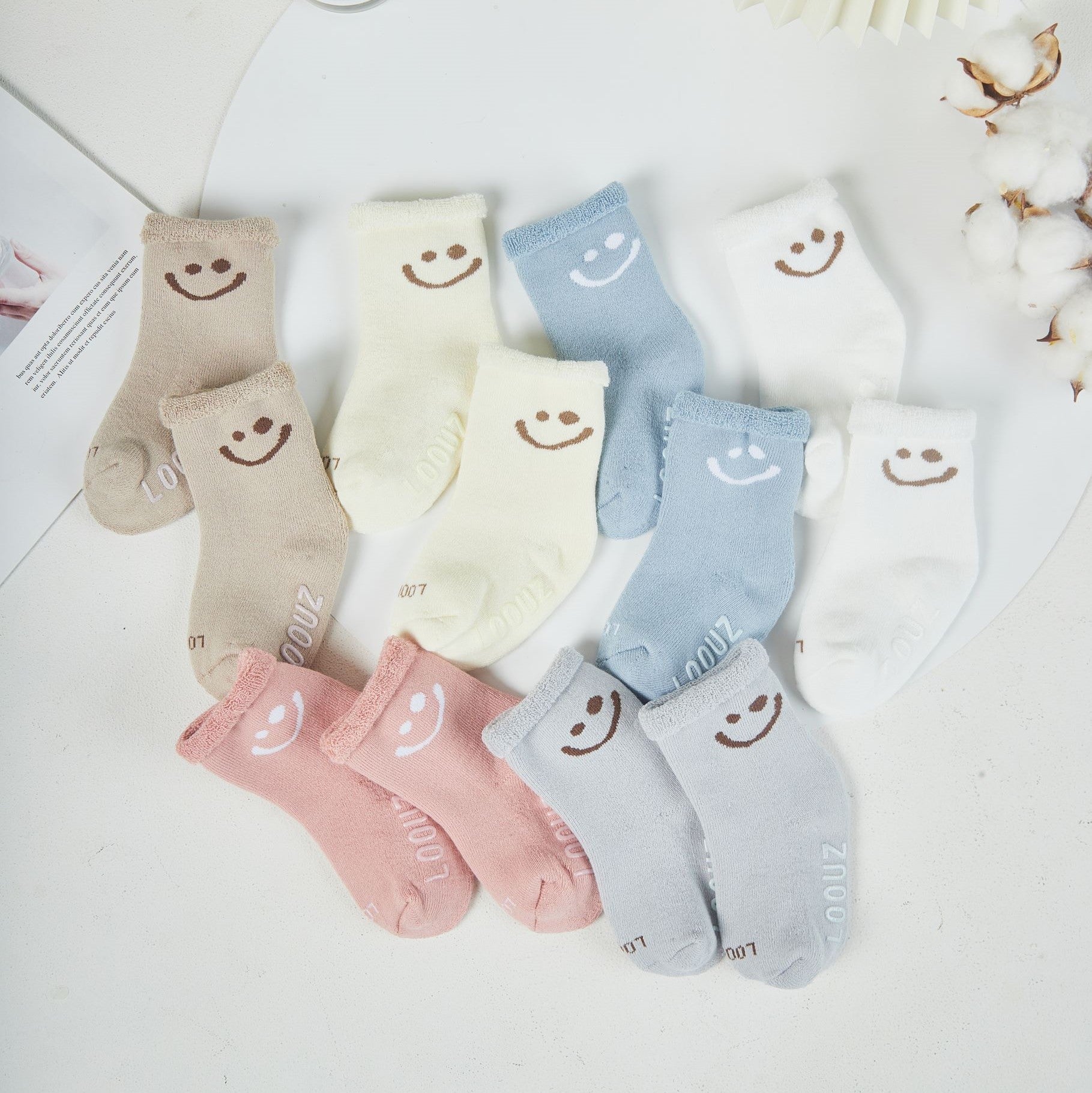 Kids Warm Smiley Socks - Thick - LOOUZ