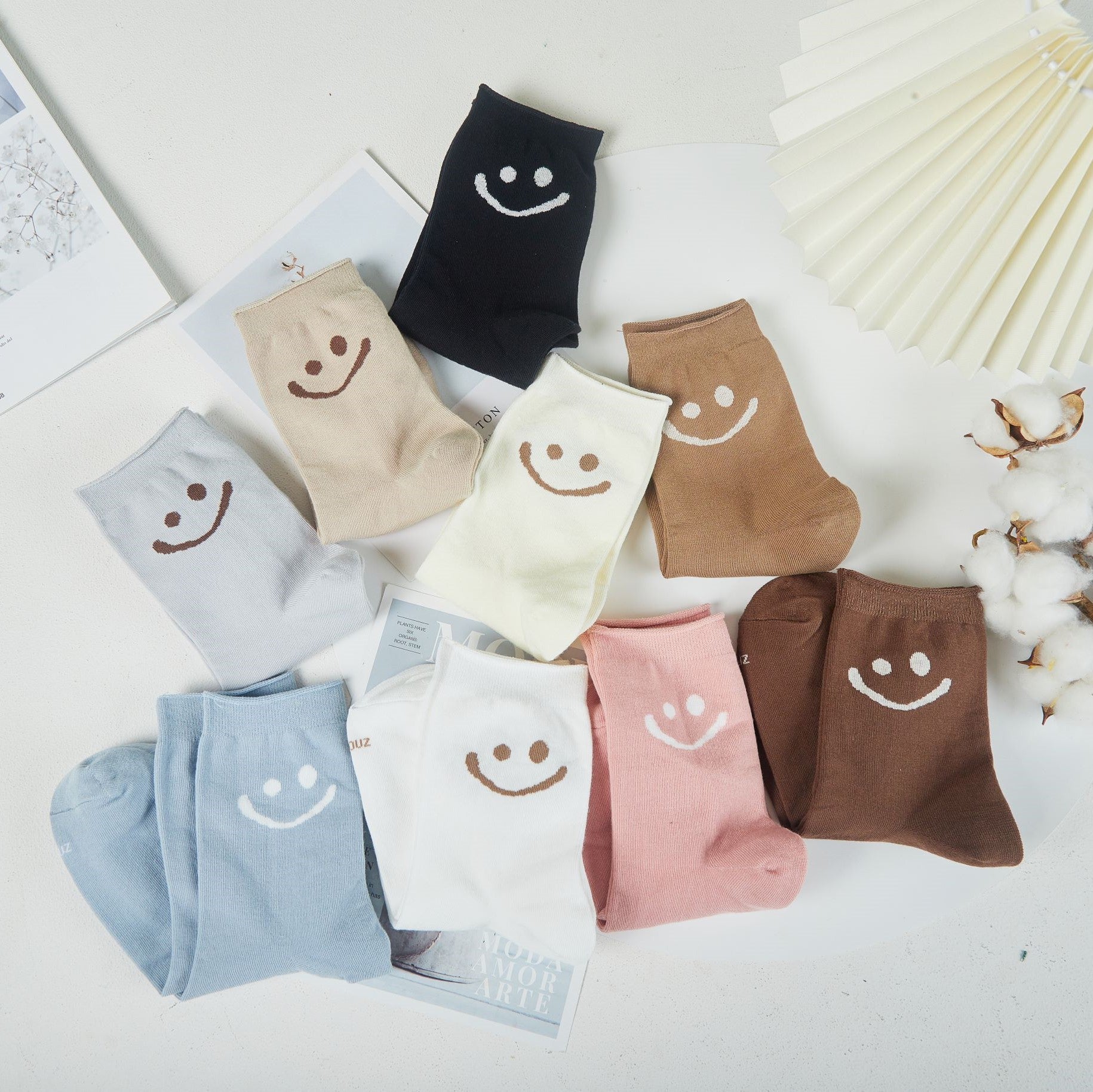 Unisex Smiley Sock Thin Upgraded - LOOUZ