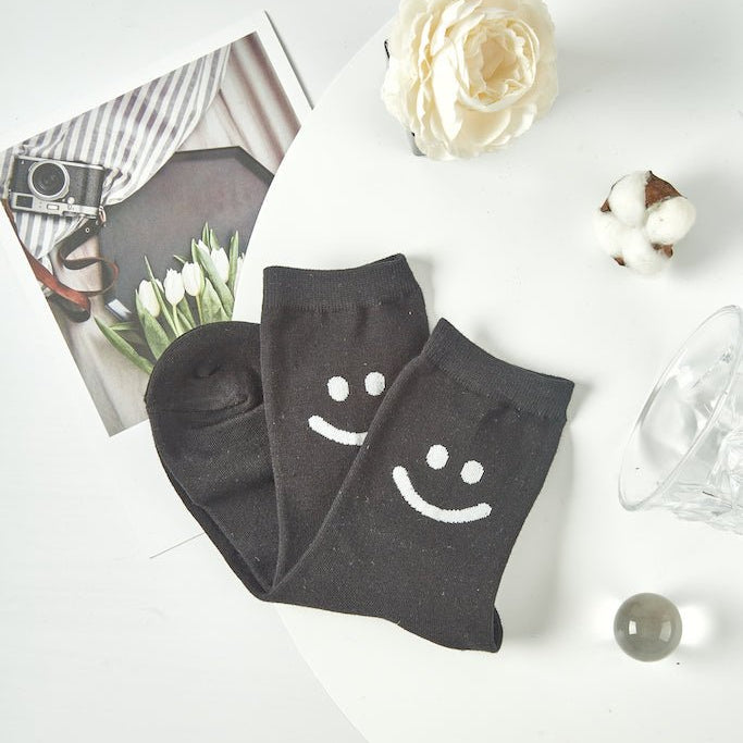 Unisex Smiley Socks - LOOUZ