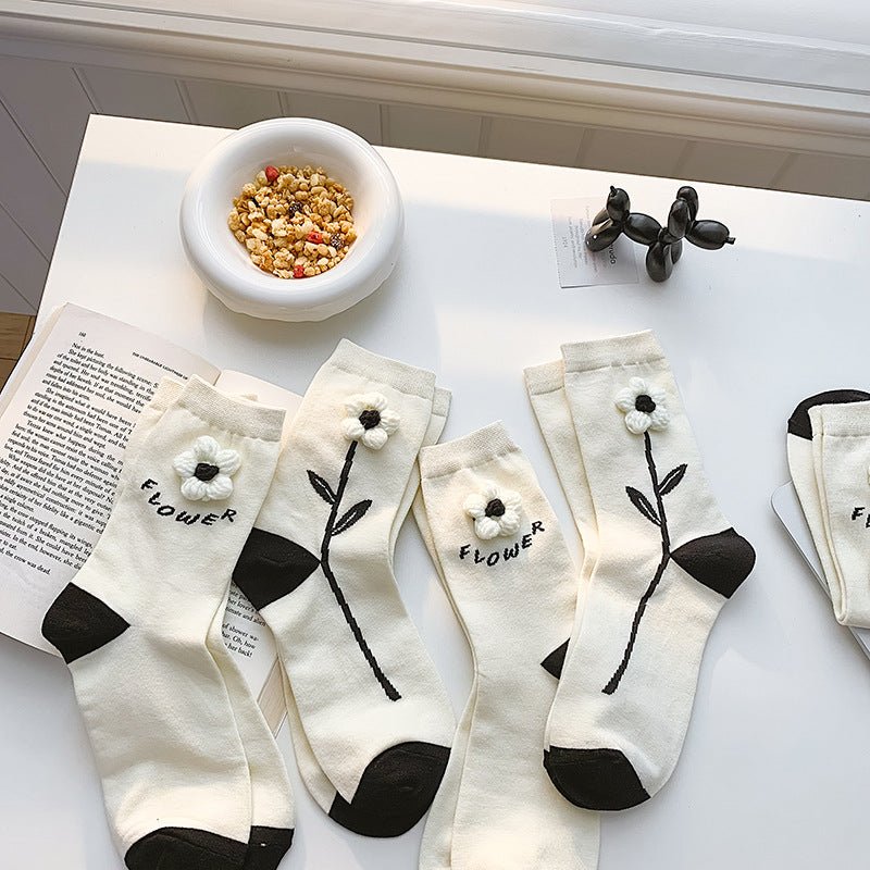 Women's Camellia Socks - Crew - LOOUZ