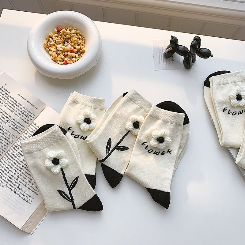 Women's Camellia Socks - Crew - LOOUZ