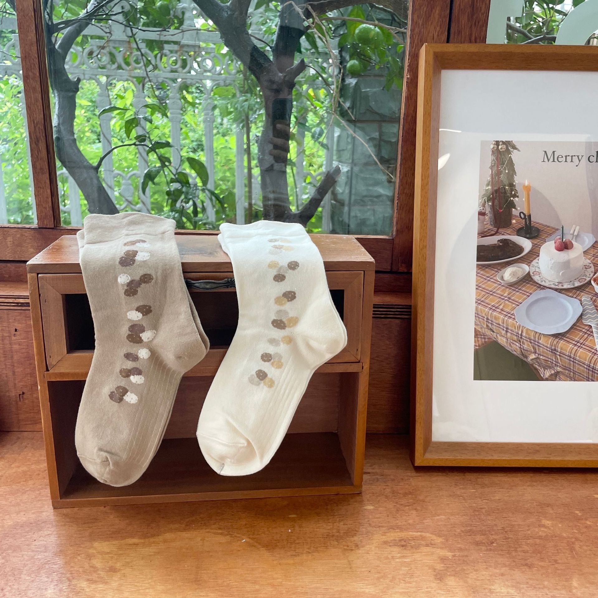 Women's Color Dot Socks - LOOUZ