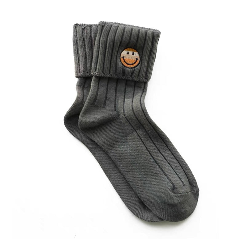 Women's Embroidery Smiley Sock