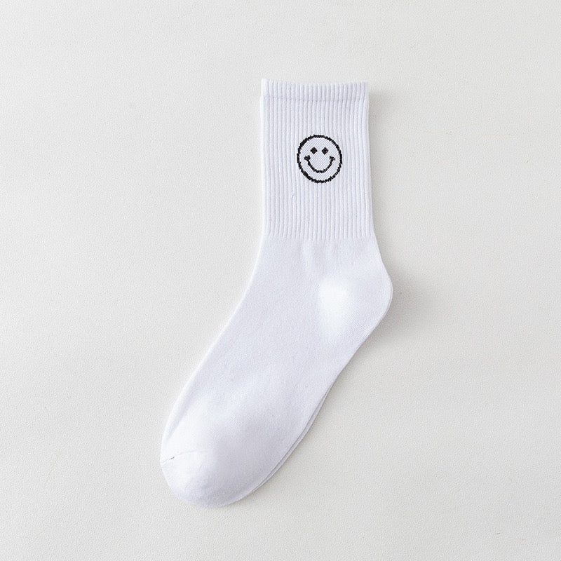 Women's Simple Smiley Sock - LOOUZ