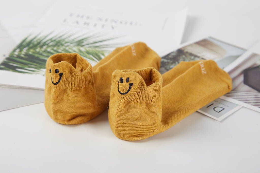 Women's Three Pairs Smiley Socks Upgraded - Ankle - LOOUZ