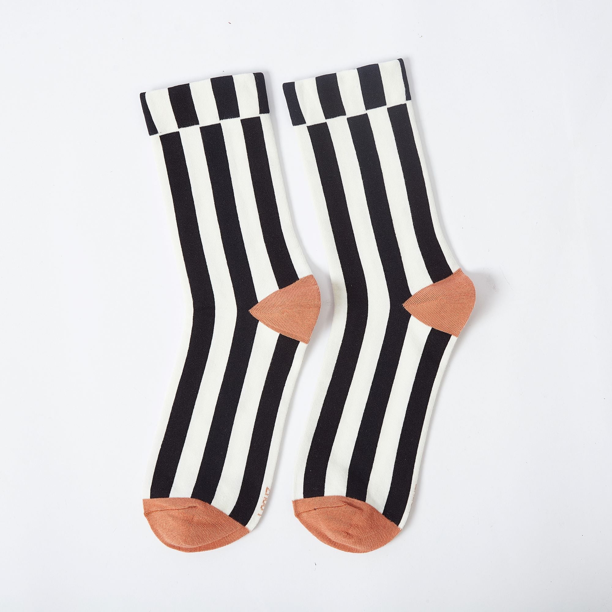 Women's Vertical Verve Striped Socks - LOOUZ
