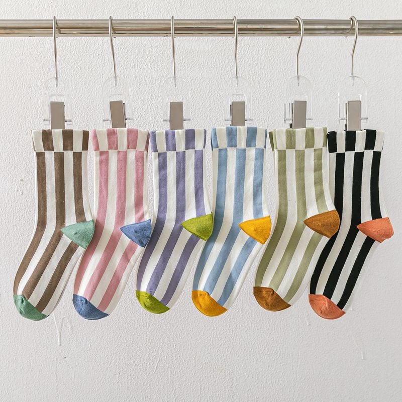 Women's Vertical Verve Striped Socks - LOOUZ