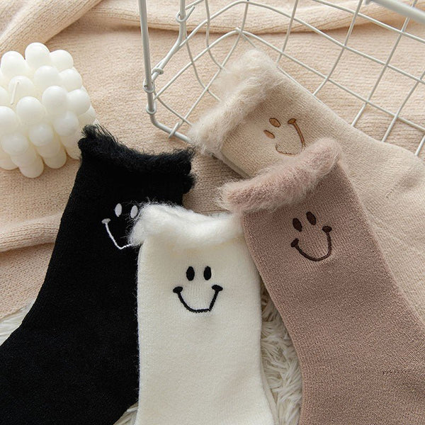 Women's Warm Smiley Sock - LOOUZ